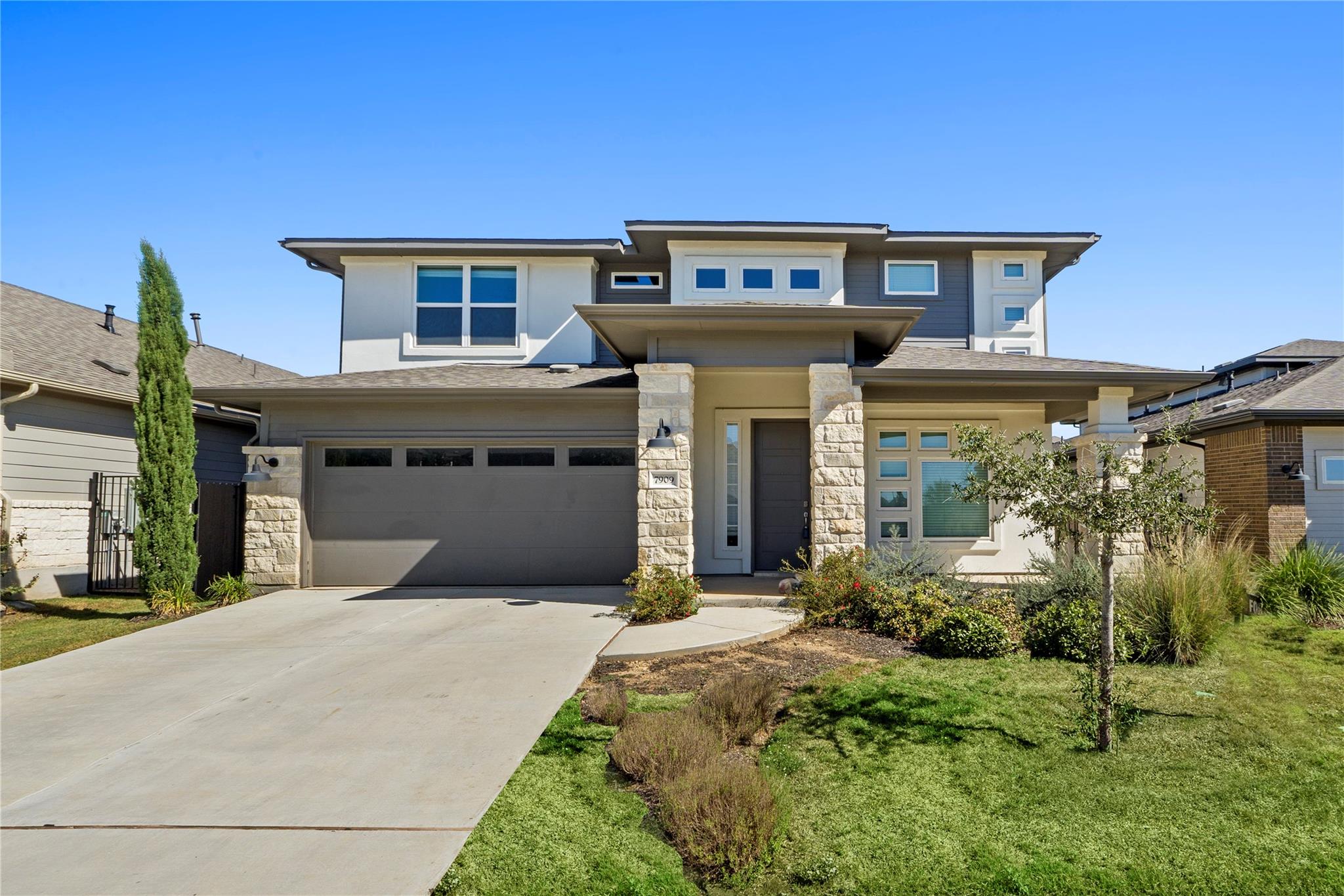 Single Family Residence