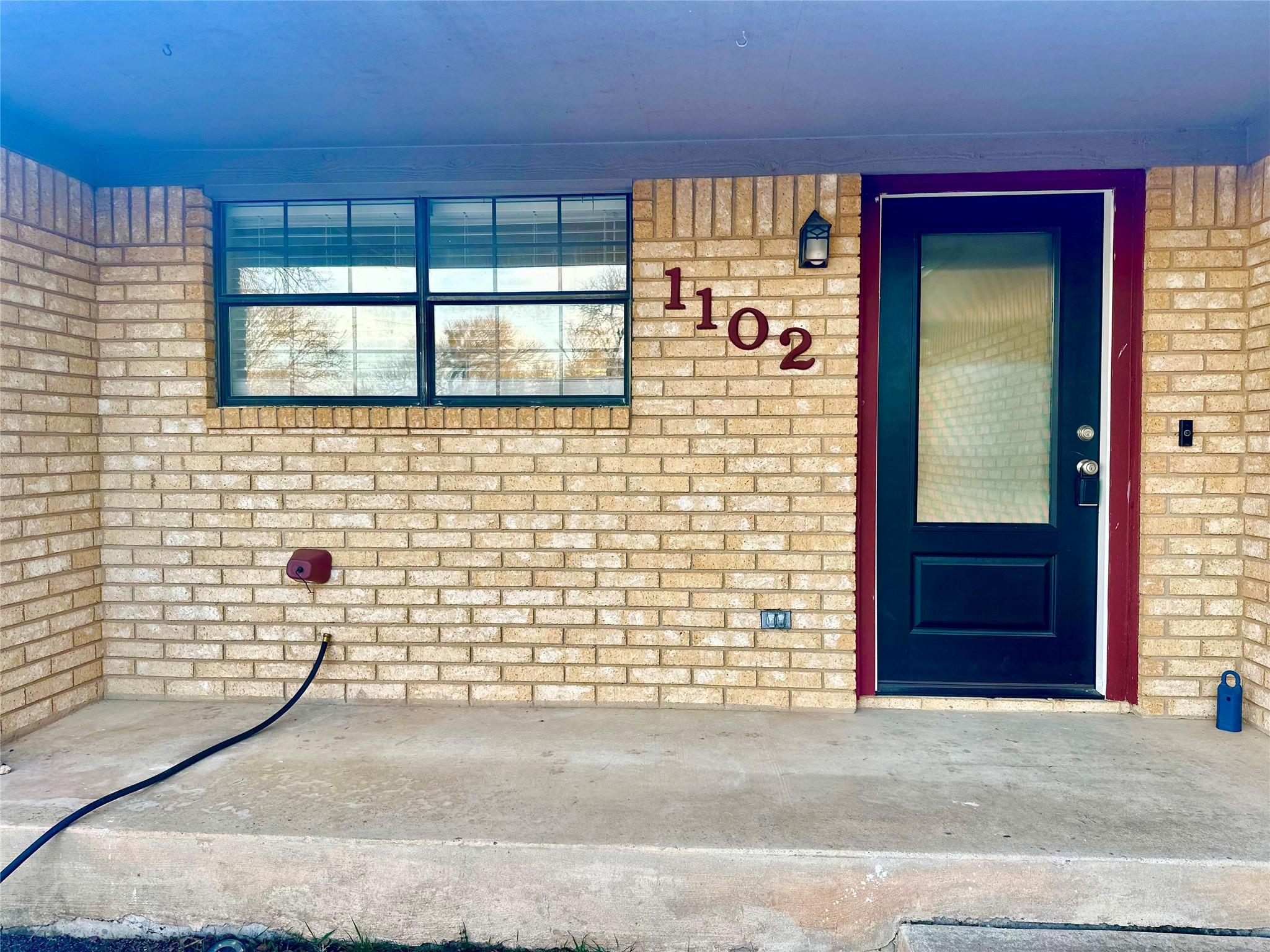 Single Family Residence