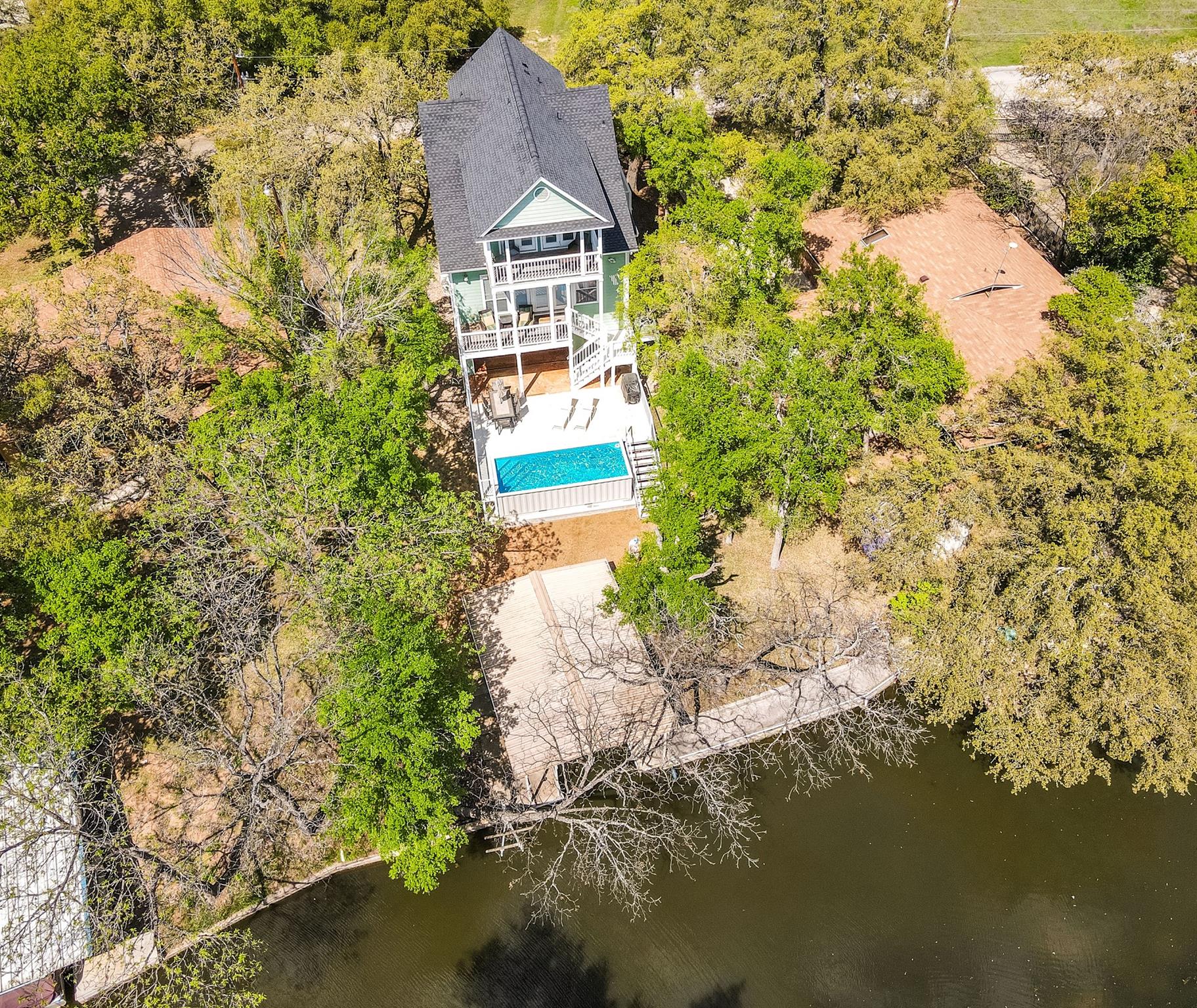 Single Family Residence