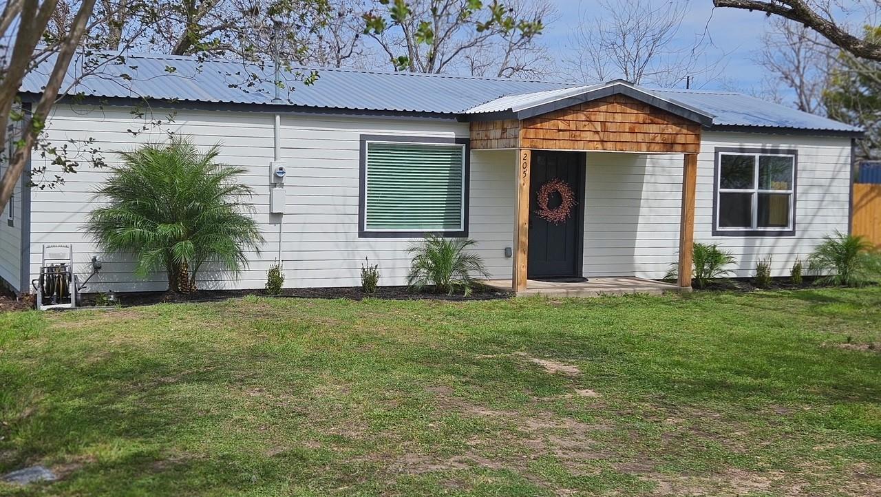 Single Family Residence