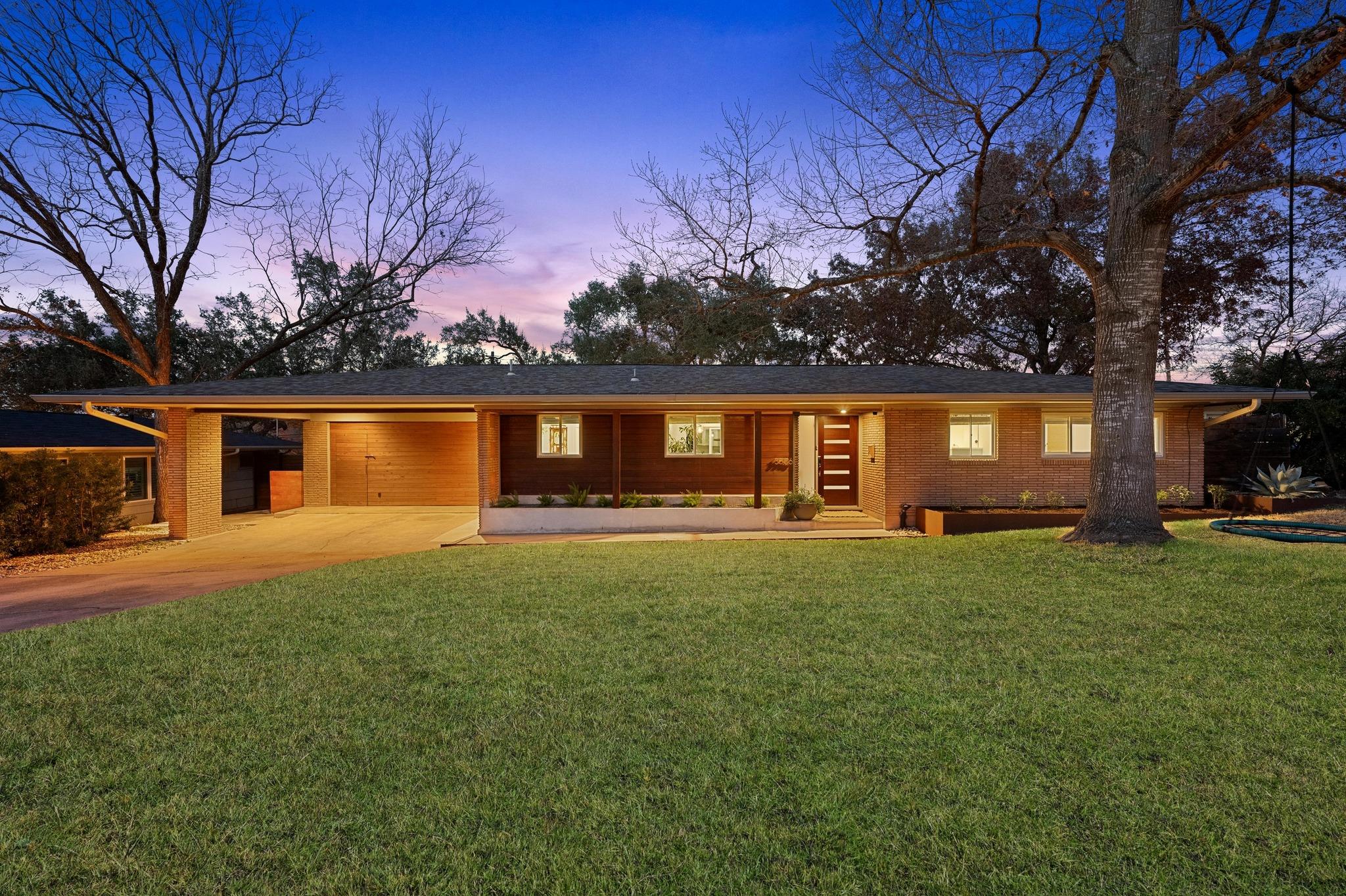 Single Family Residence