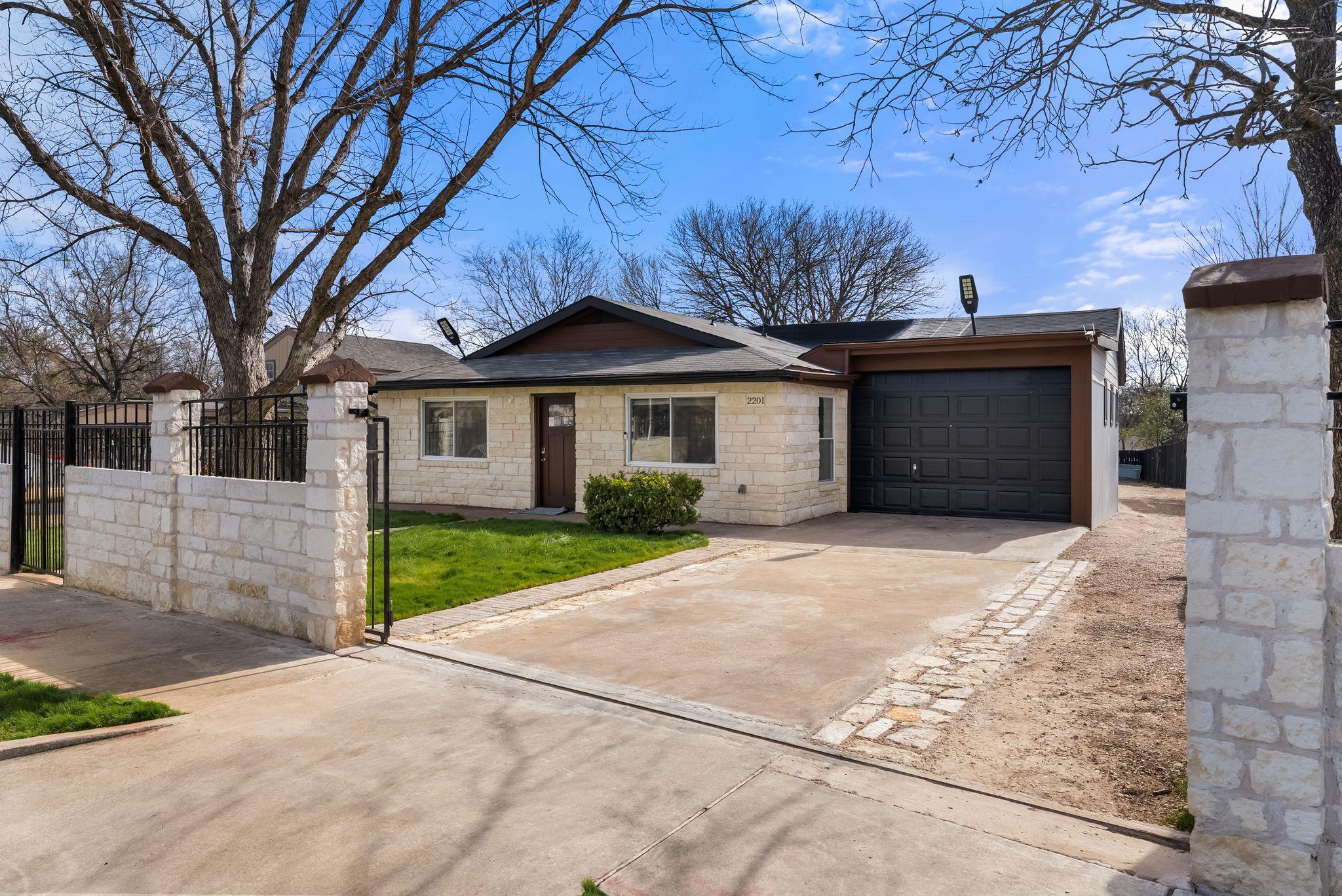 Single Family Residence