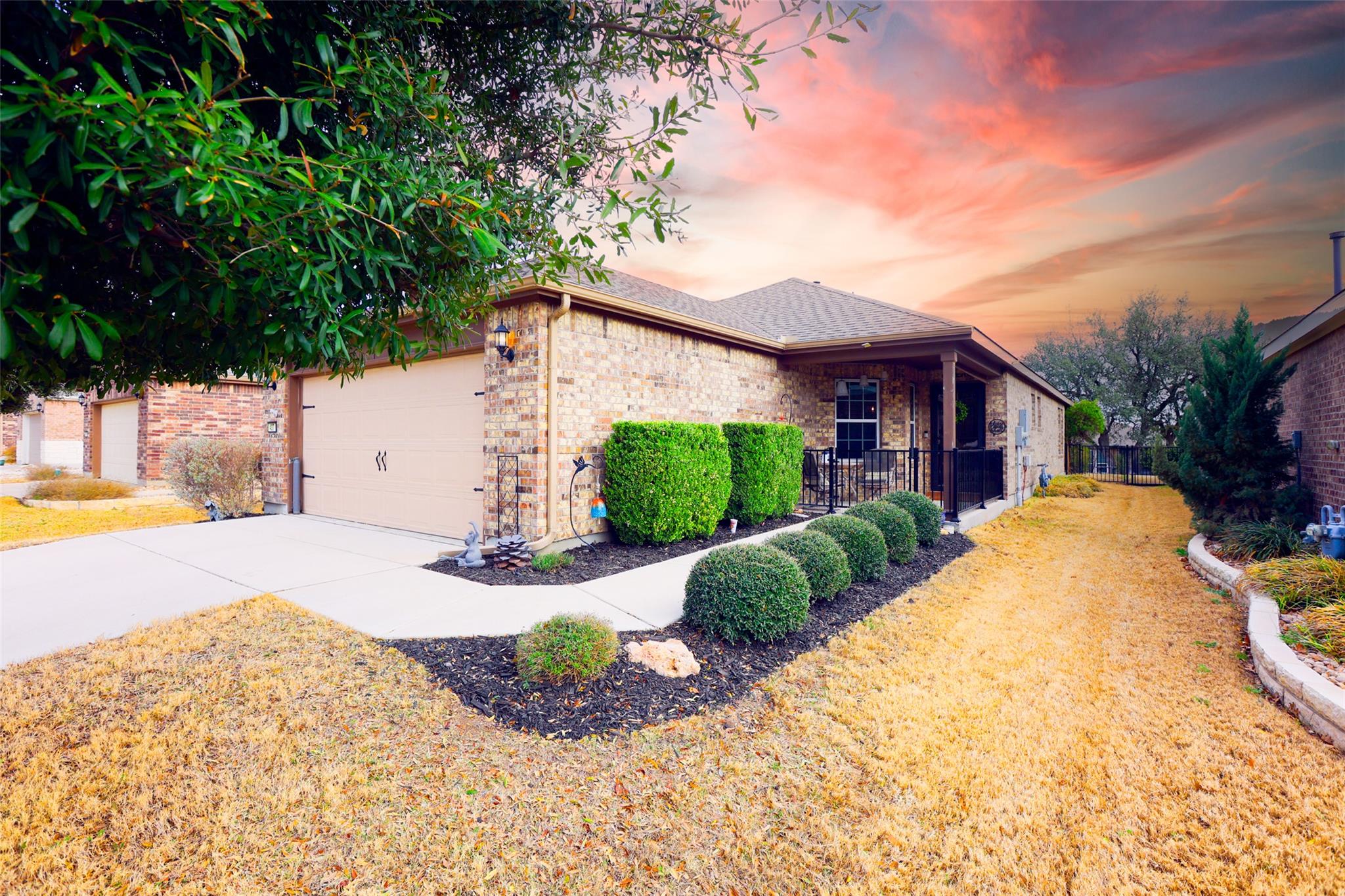 Single Family Residence