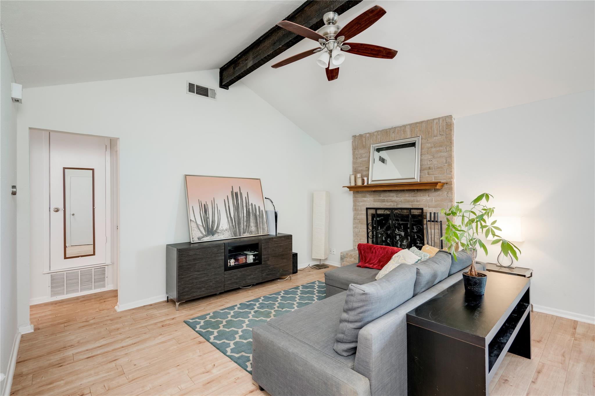 Single Family Residence