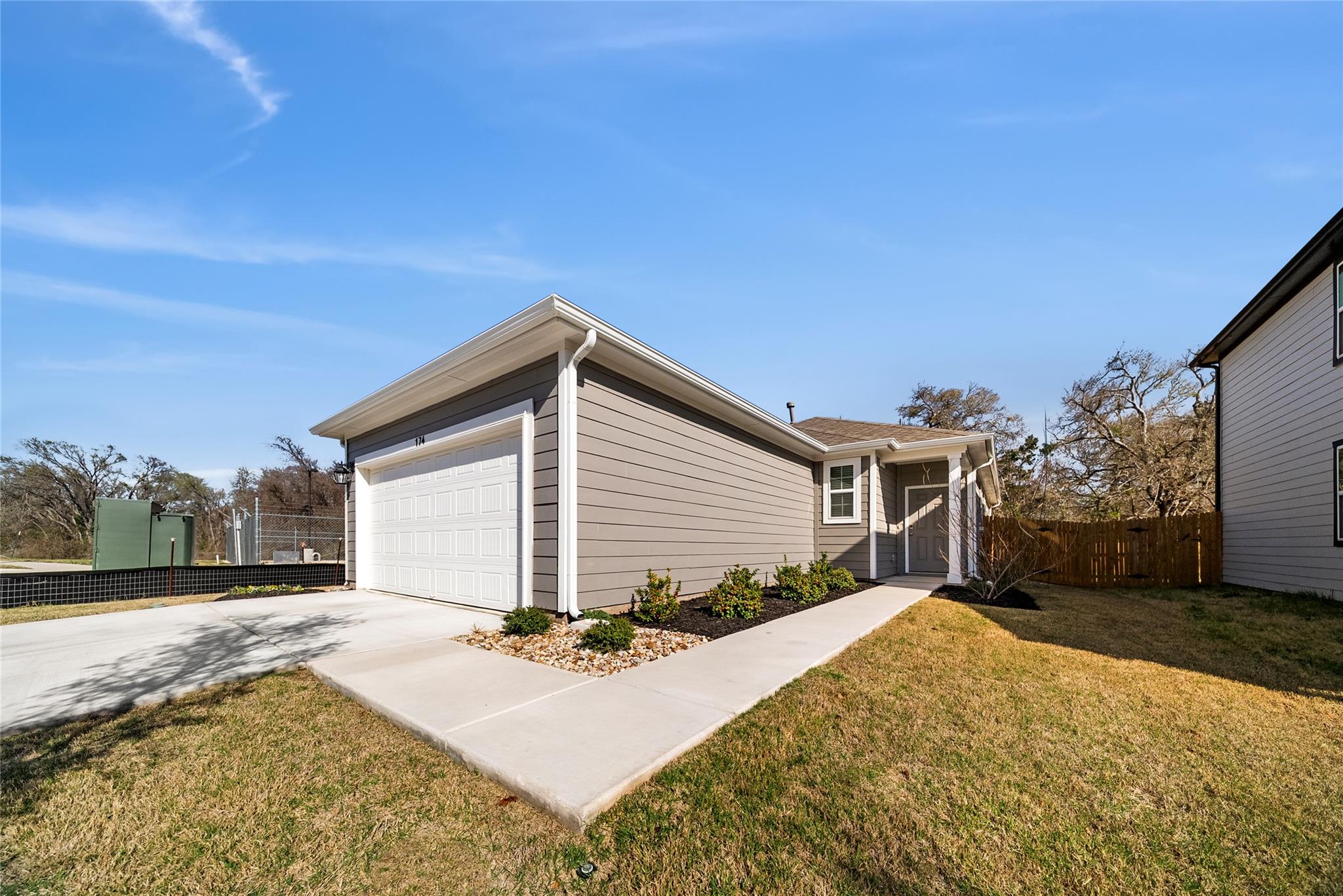 Single Family Residence