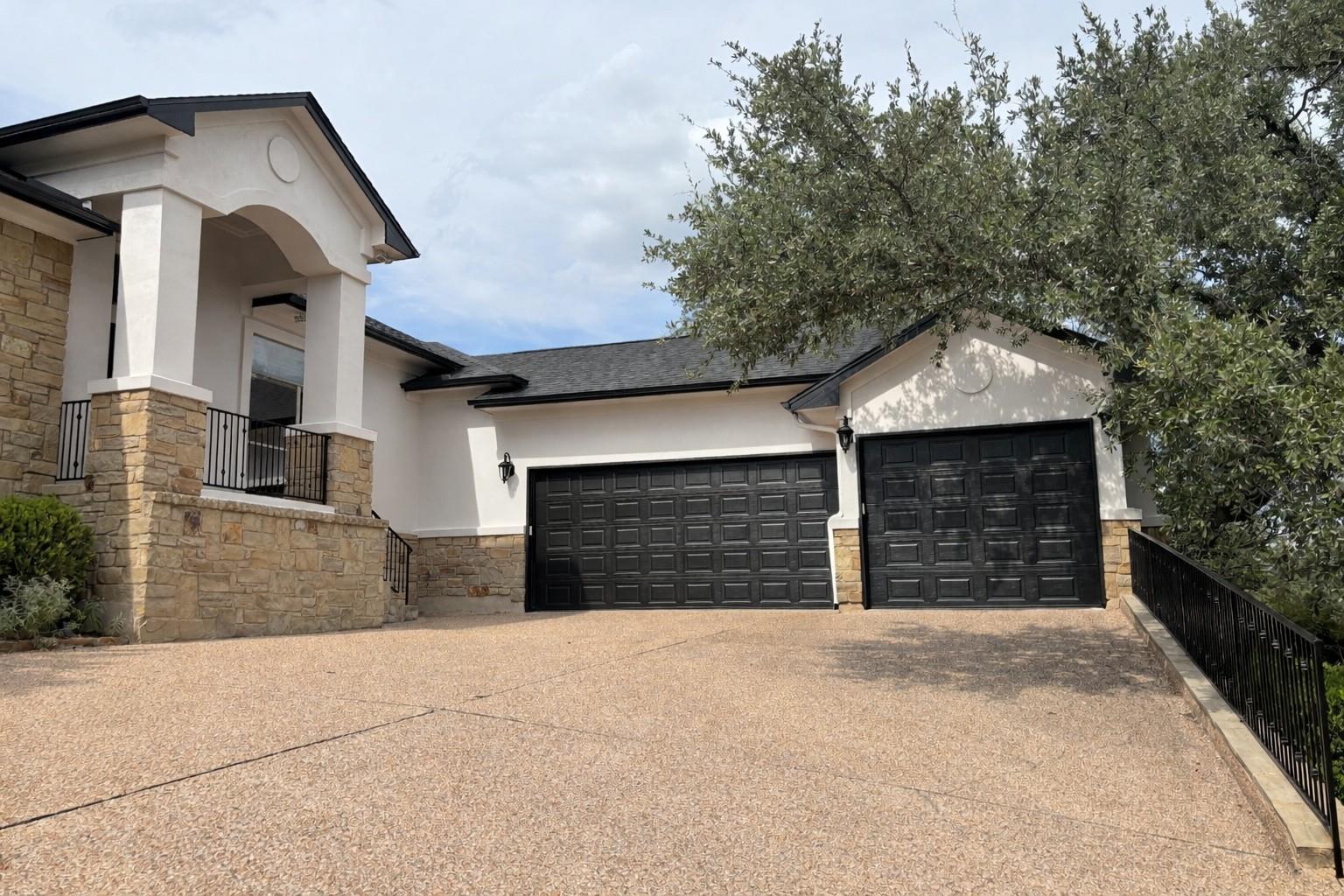 17109 Northlake Hills